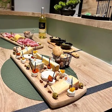 Room/jacuzzi Апартаменты Тулуза