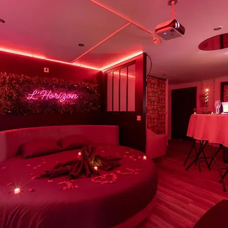 Room/jacuzzi *