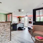 Room/jacuzzi Toulouse
